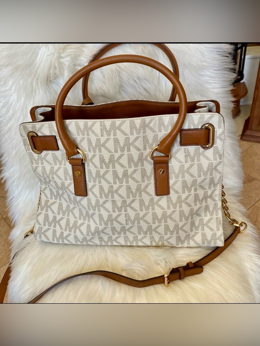 Michael Kors Signature Satchel in Vanilla and Cedar Hamilton Traveler NWT - Picture 2 of 16